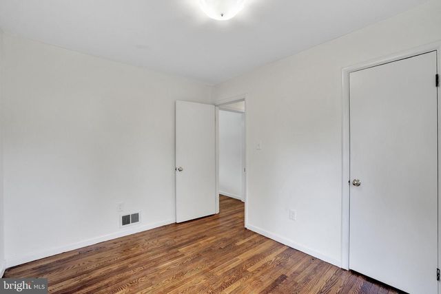 8702 50TH PL, College Park, MD 20740