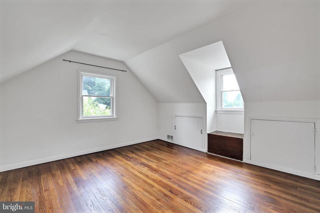 8702 50TH PL, College Park, MD 20740