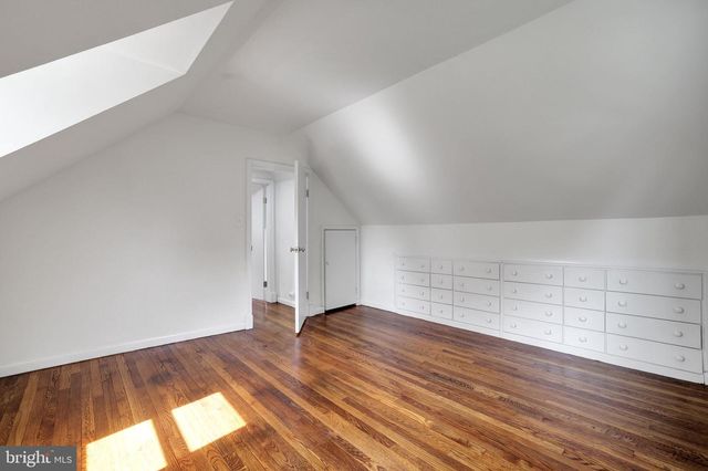 8702 50TH PL, College Park, MD 20740