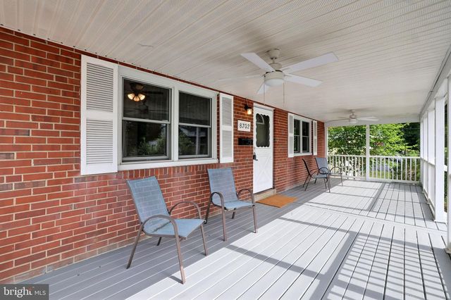 8702 50TH PL, College Park, MD 20740