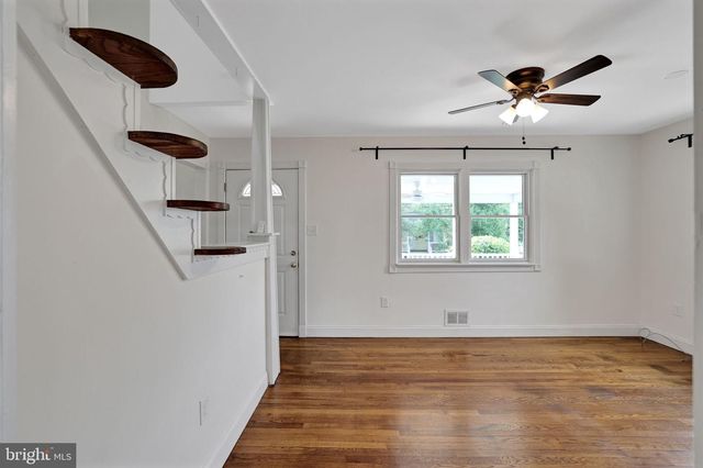 8702 50TH PL, College Park, MD 20740