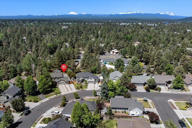 351 SE Soft Tail Loop, Bend, OR 97702