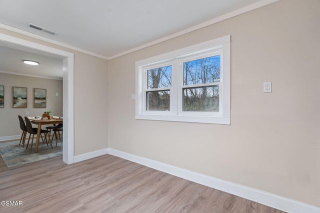 6617 Washington Pike, Knoxville, TN 37918