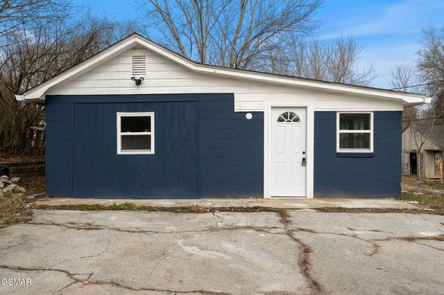 6617 Washington Pike, Knoxville, TN 37918