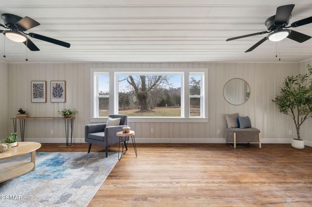 6617 Washington Pike, Knoxville, TN 37918