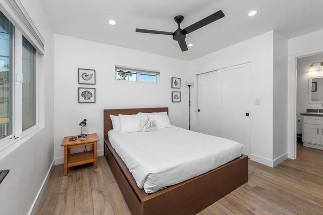 2152 Emerald St, San Diego, CA 92109