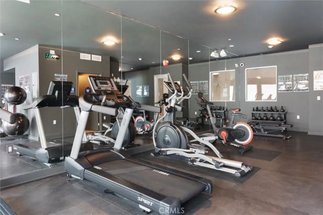 6001 Carlton Way 102, Los Angeles, CA 90028