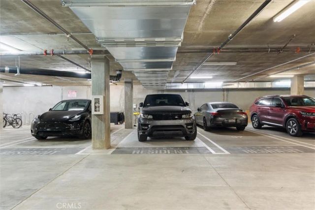 6001 Carlton Way 102, Los Angeles, CA 90028