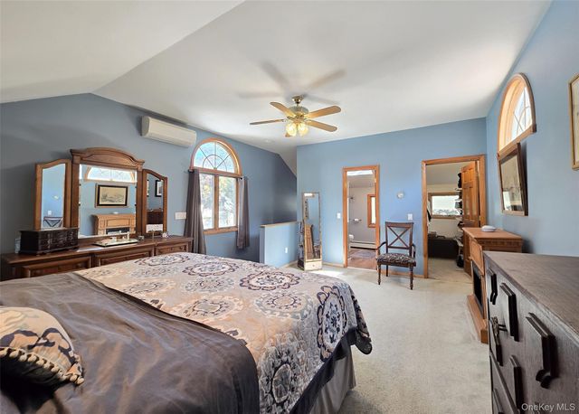 3 Broadway, Ronkonkoma, NY 11779