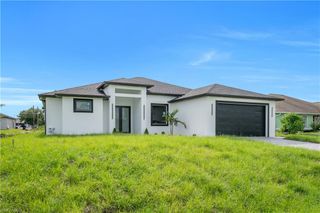 4629 Dora AVE N, Lehigh Acres, FL 33971