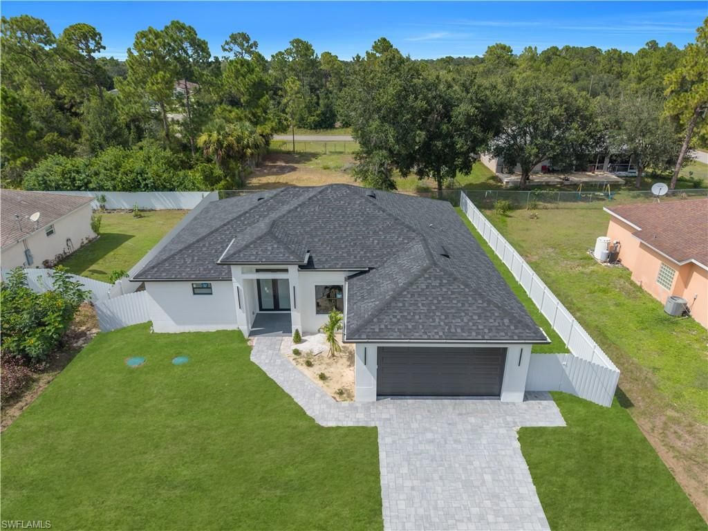4629 Dora AVE N, LEHIGH ACRES, FL 33971 — exterior
