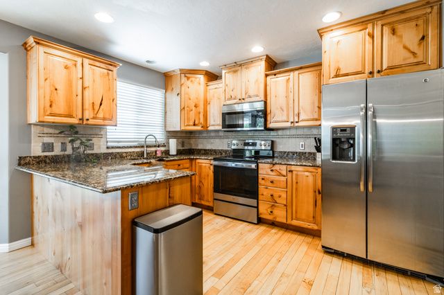 5151 CASE MOUNTAIN ROAD RD, West Jordan, UT 84081
