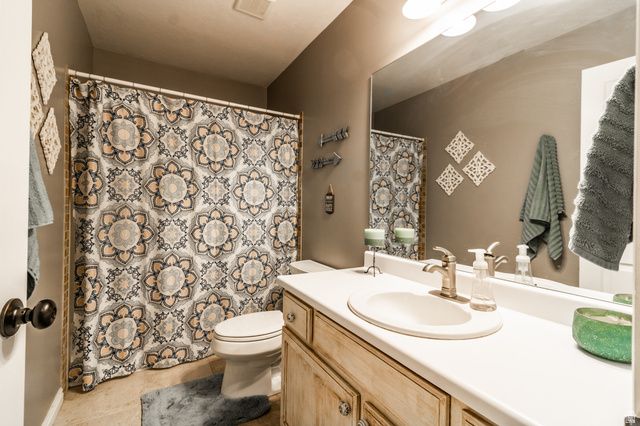 5151 CASE MOUNTAIN ROAD RD, West Jordan, UT 84081