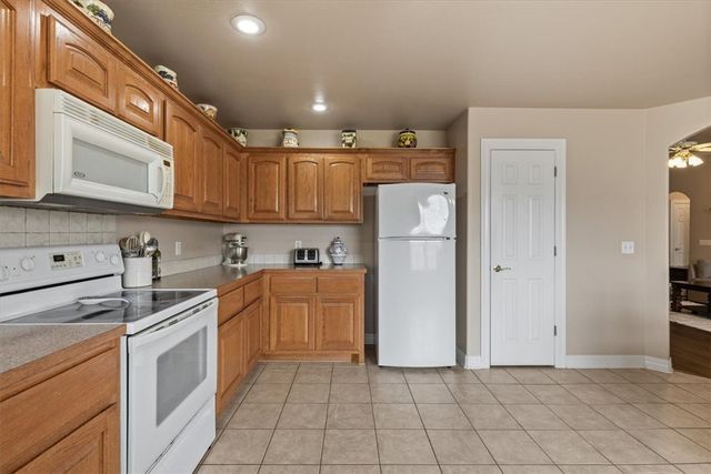 101 Fox RUN, Centerton, AR 72719