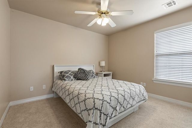 101 Fox RUN, Centerton, AR 72719