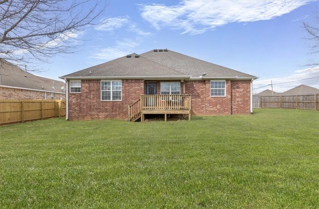 101 Fox RUN, Centerton, AR 72719