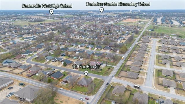 101 Fox RUN, Centerton, AR 72719