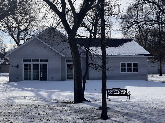 108 Goldfinch Lane, Clearwater, MN 55320