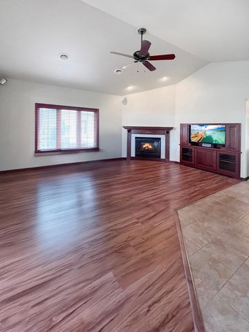 108 Goldfinch Lane, Clearwater, MN 55320