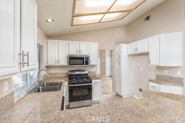 39906 Tanager, Murrieta, CA 92562