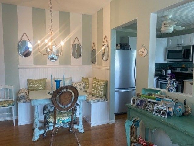 175 Beach Ave 1, Hull, MA 02045