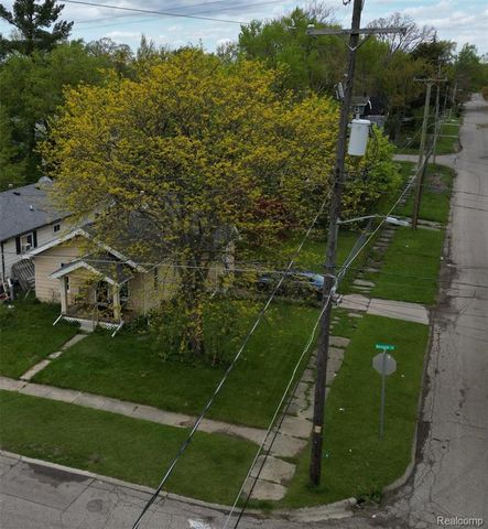 3202 Herrick Street, Flint, MI 48503