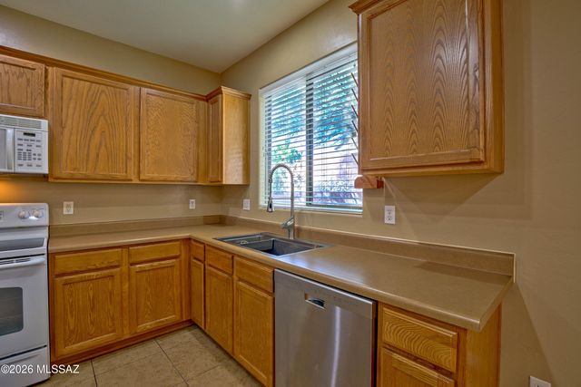 7471 E Sycamore Park Boulevard, Tucson, AZ 85756