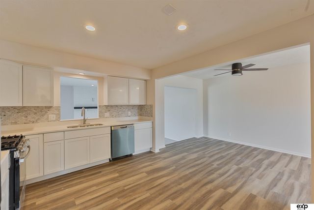 5041 S 93rd Street, Omaha, NE 68127