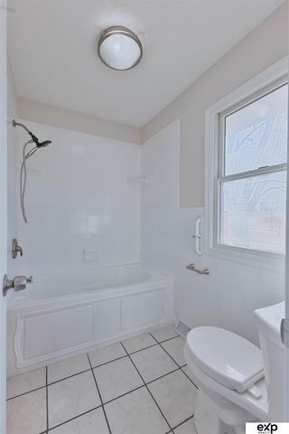 5041 S 93rd Street, Omaha, NE 68127