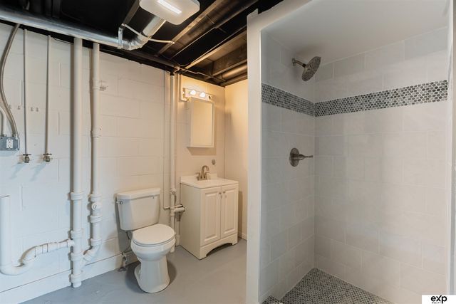 5041 S 93rd Street, Omaha, NE 68127