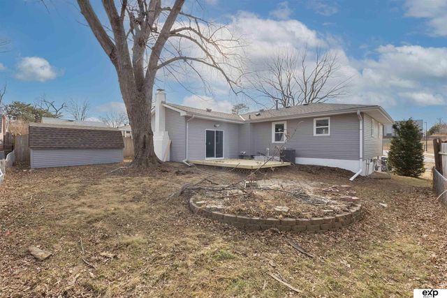5041 S 93rd Street, Omaha, NE 68127