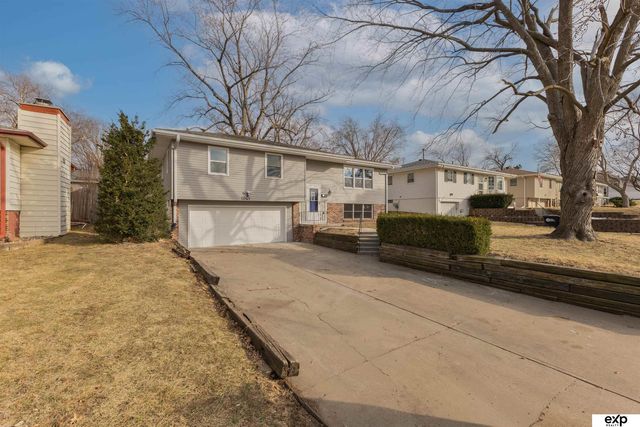 5041 S 93rd Street, Omaha, NE 68127