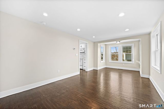 2 Sherman Avenue Cottage, Greenwich, CT 06830