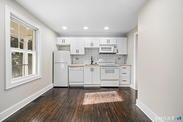 2 Sherman Avenue Cottage, Greenwich, CT 06830