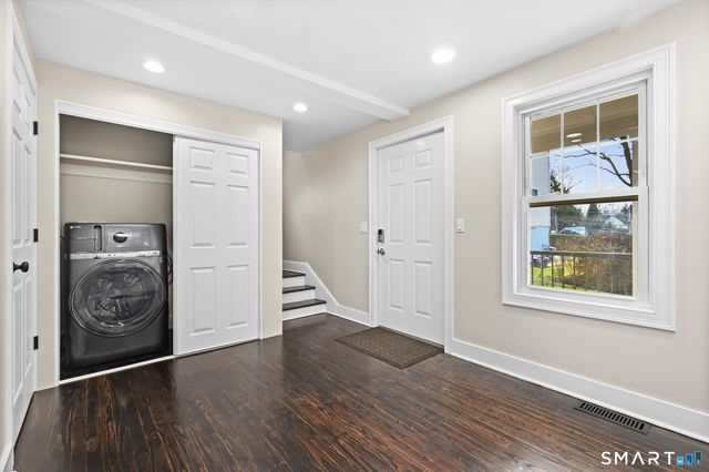 2 Sherman Avenue Cottage, Greenwich, CT 06830