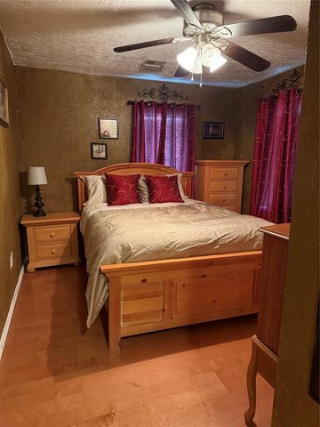 400 N 6th Street, Noble, OK 73068