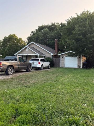 400 N 6th Street, Noble, OK 73068