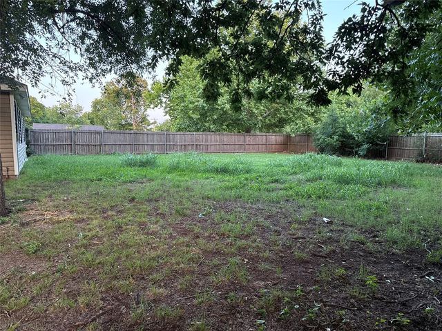 400 N 6th Street, Noble, OK 73068