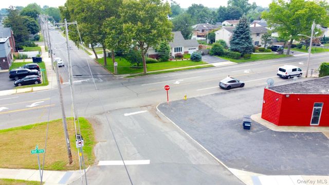 900 Route 109, Lindenhurst, NY 11757