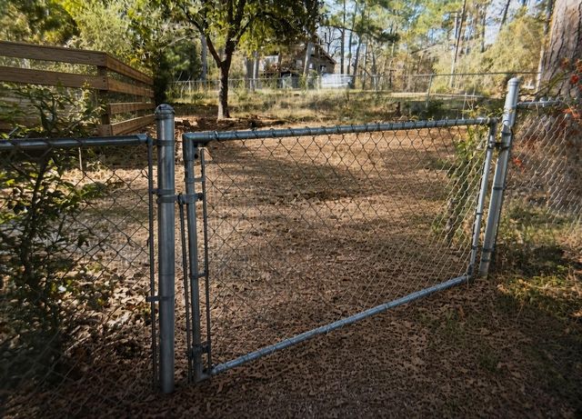359 Dogwood, Onalaska, TX 77360