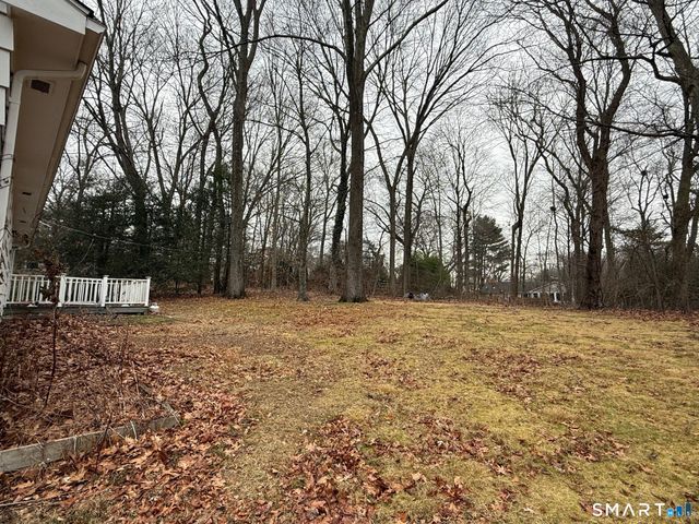 46 Forest Court North, Hamden, CT 06518