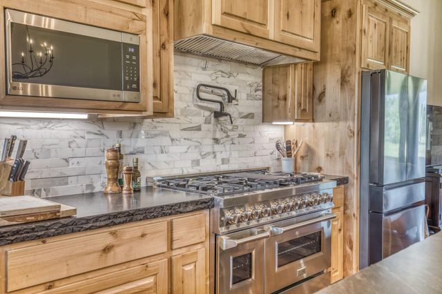 16597 Fm 912, Washington, TX 77880