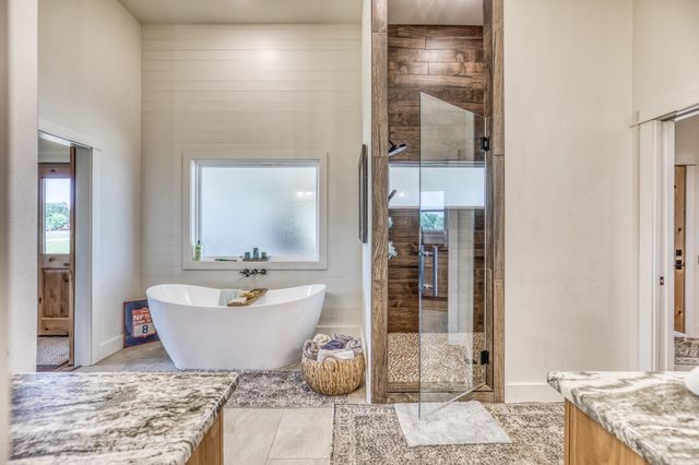 16597 Fm 912, Washington, TX 77880