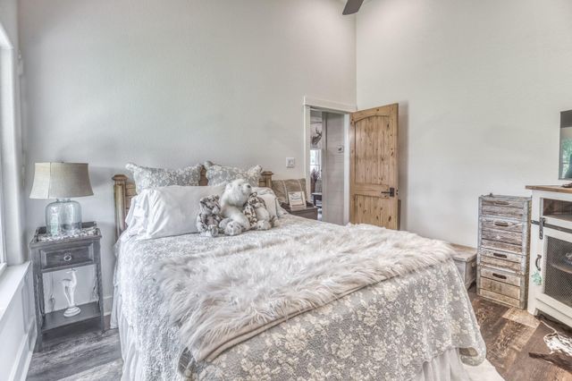 16597 Fm 912, Washington, TX 77880