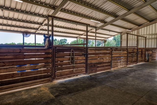 16597 Fm 912, Washington, TX 77880
