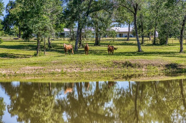 16597 Fm 912, Washington, TX 77880