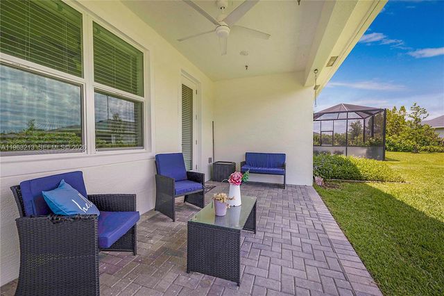797 SE Bloomfield Road, Port St. Lucie, Port St Lucie, FL 34984