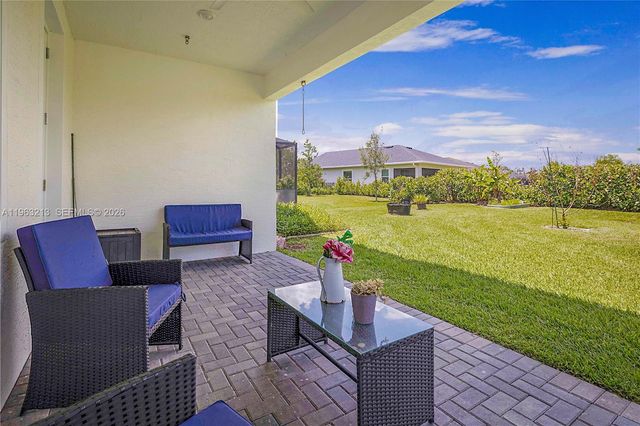 797 SE Bloomfield Road, Port St. Lucie, Port St Lucie, FL 34984