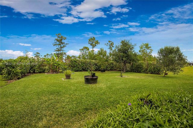 797 SE Bloomfield Road, Port St. Lucie, Port St Lucie, FL 34984
