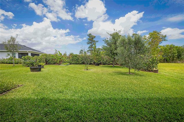 797 SE Bloomfield Road, Port St. Lucie, Port St Lucie, FL 34984